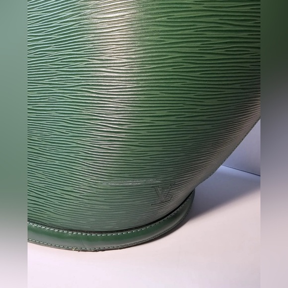 Auth LOUIS VUITTON Saint Jacques Large Green Epi Leather Tote Bag PRELOVED - Picture 6 of 6